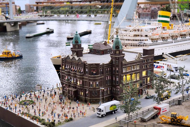 Skip the Line: Entrance Ticket to Miniworld Rotterdam - Rotterdam in miniature, from the port to the countryside