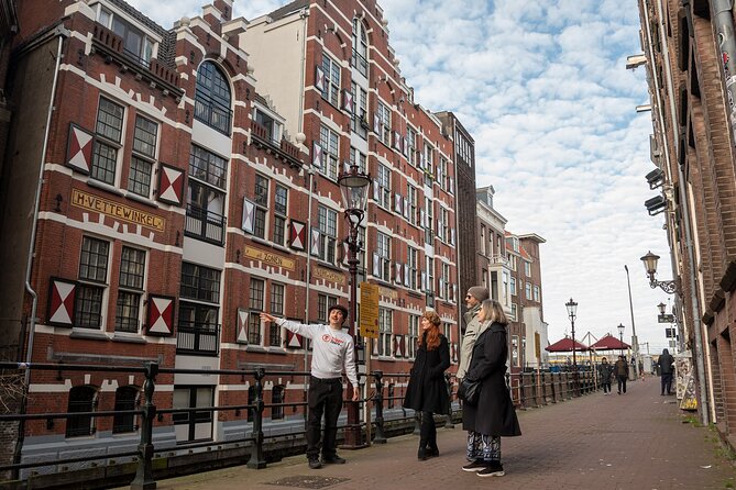 Small-Group: Culture & History Walking Tour of Amsterdam - Reading Amsterdam through the canal ring