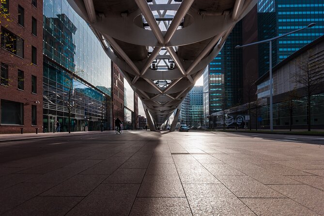 The Hague: City Walk Audio Guide in 7 Languages on your Phone - The Passage, where old shopping meets daily life