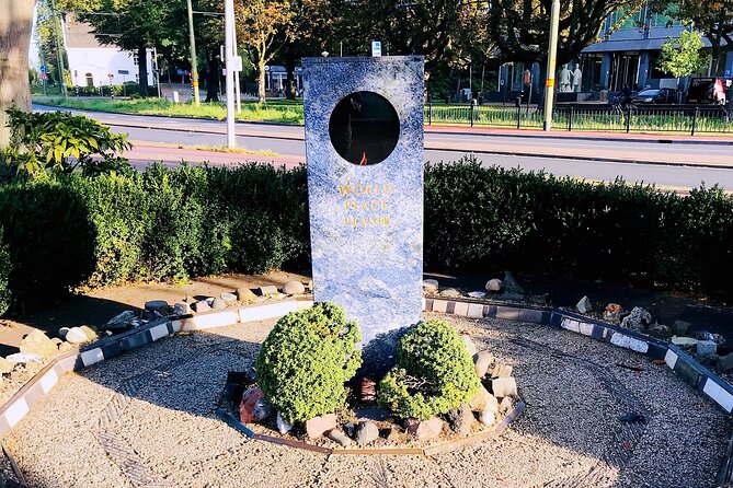The Hague, Delft and Rotterdam Small-Group Tour (Max. 8 People) - The Hague moves from peace to politics