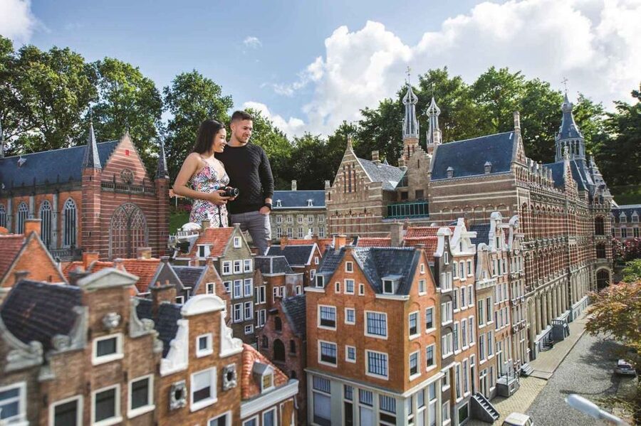 The Hague: Madurodam Miniature Park Entry Ticket - How long should you spend at Madurodam?