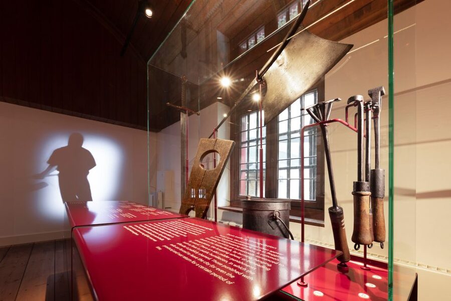 The Hague: Prison Gate Museum - The old cells and the reality of confinement
