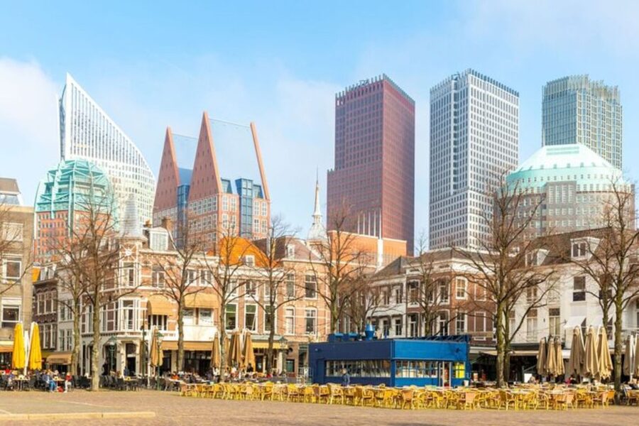 The Hague: Private Custom Walking Tour With A Local Guide - Why a private walk works well in The Hague