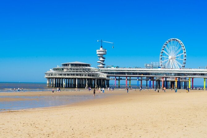 The Hague Self-Guided Audio Tour - Walking out on De Pier Scheveningen