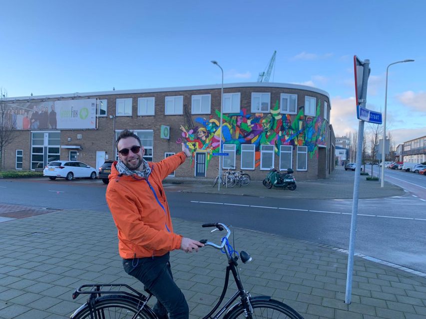 The Hague: Street Art Tour by Bike - Small details that improve the experience