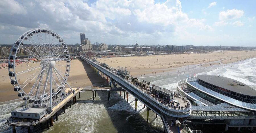 The Hague: The Pier SkyView Ticket with Drink and Snack - What happens from the Pier entrance to the gondola