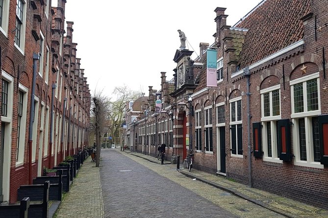 The rise of Haarlem: Culture, History, Art and Architecture Walking Tour - How the Small Group Changes the Experience
