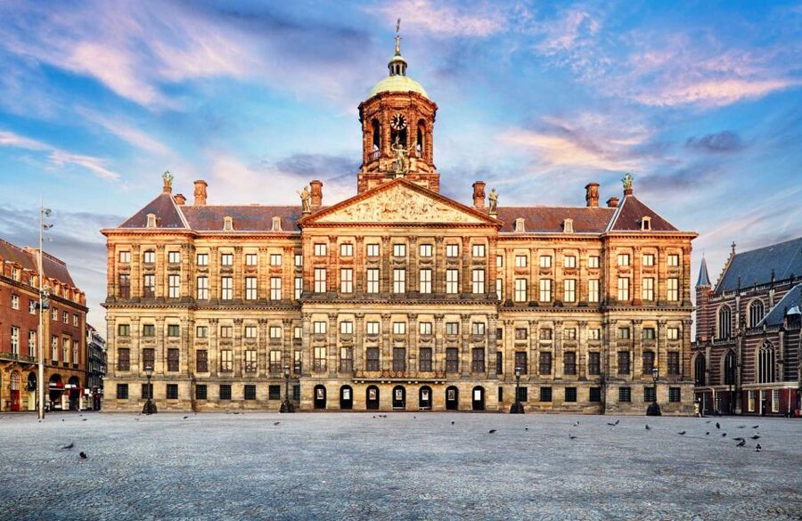 The True Story of Anne Frank's Diary Private Guided Tour - Comparing the two-hour, three-hour, four-hour, and five-hour choices