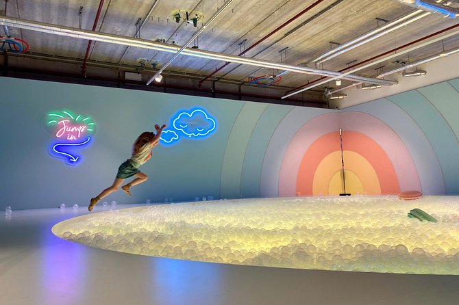 The Upside Down Museum Amsterdam Admission Ticket - Who will enjoy it most
