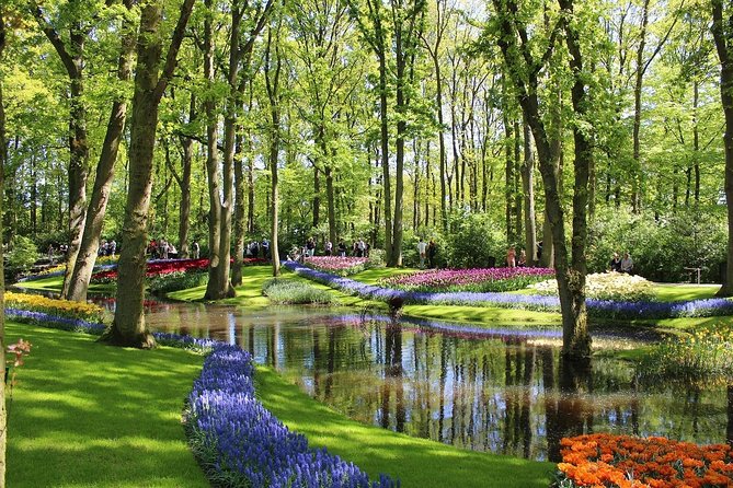 Tour to Giethoorn and Keukenhof Tulip Fields from Amsterdam - Who will enjoy this tour most