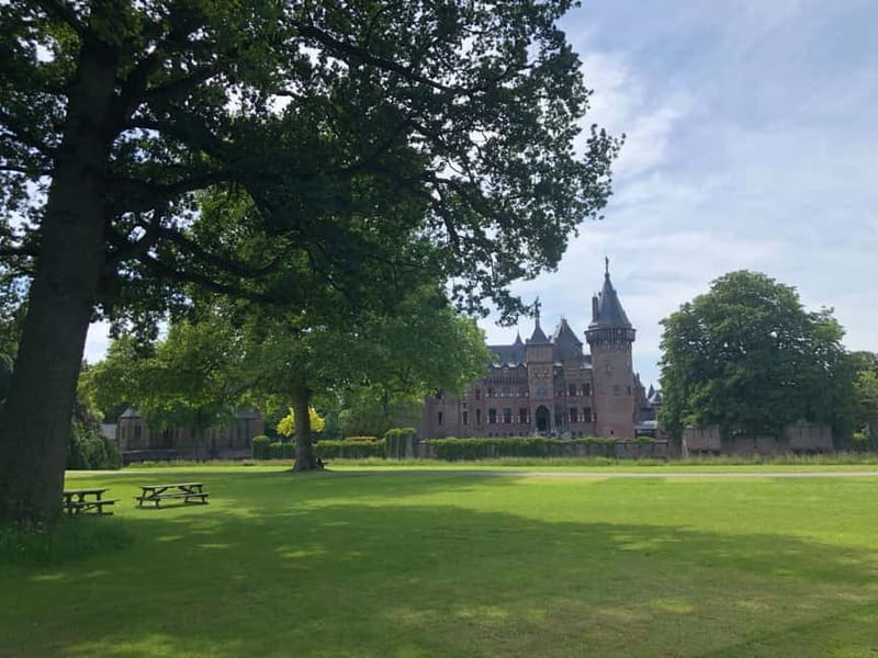 Utrecht: De Haar Castle & Park Entry Ticket - The Van Zuylen family story adds meaning to the rooms