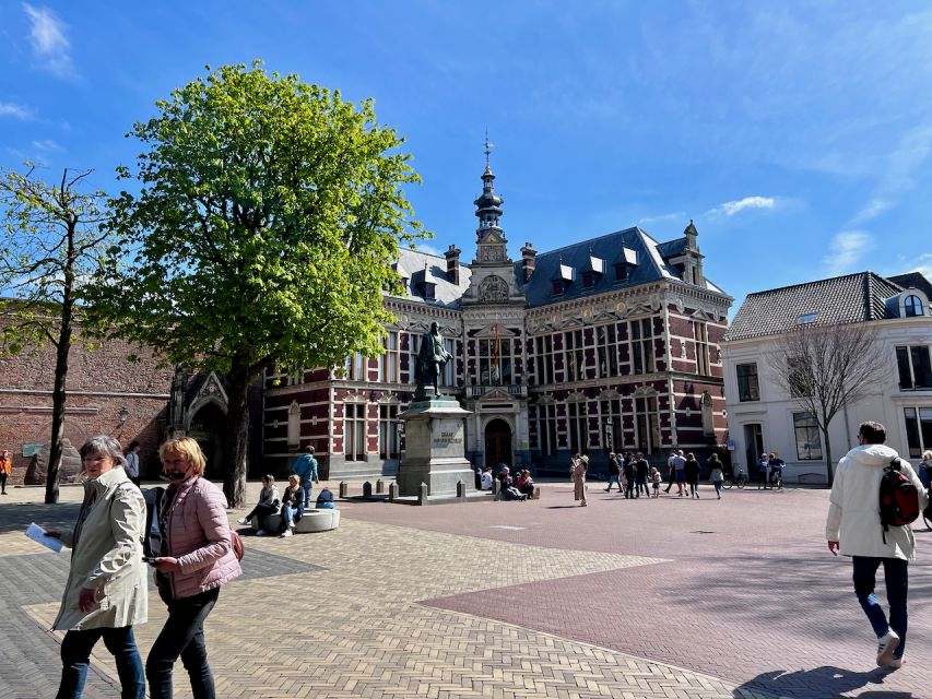 Utrecht: Highlights and Secrets with a Walking Tour - Price, group size, and booking flexibility
