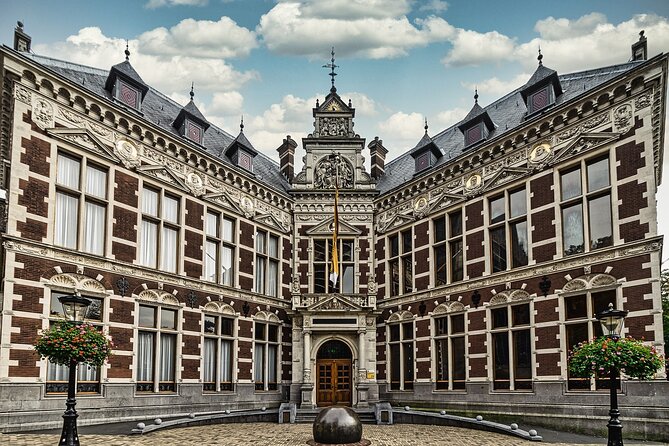 Utrecht Private Walking Tour With A Professional Guide - Smaller churches add detail beyond the Dom