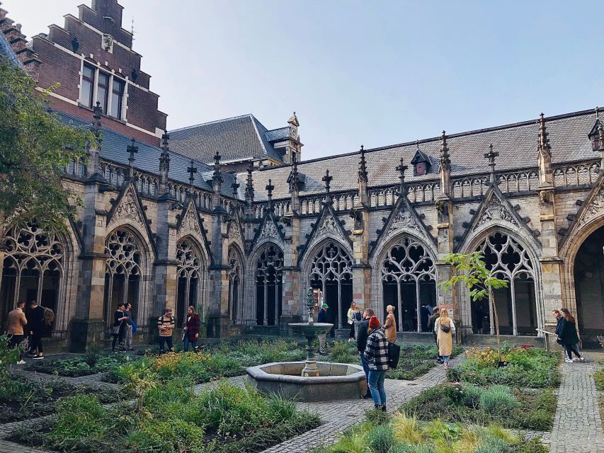 Utrecht Walking Tour with a local comedian as guide - Small streets, local customs, and personal stories