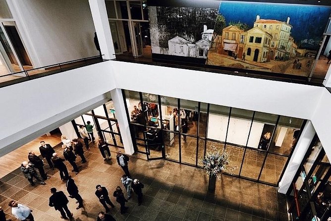 Van Gogh Museum Amsterdam Exclusive Tour w/ Reserved Entry - Price and who gets the best value