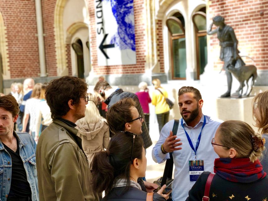 Van Gogh & Rijksmuseum Masterpieces Guided Tour 8 guests 5h - Two and a half hours inside the Rijksmuseum