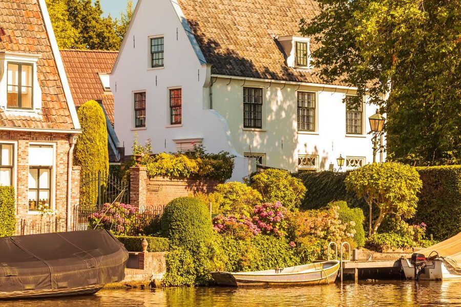 Vecht River: Private Tour sightseeing Cruise with diner - Who will enjoy this private cruise?