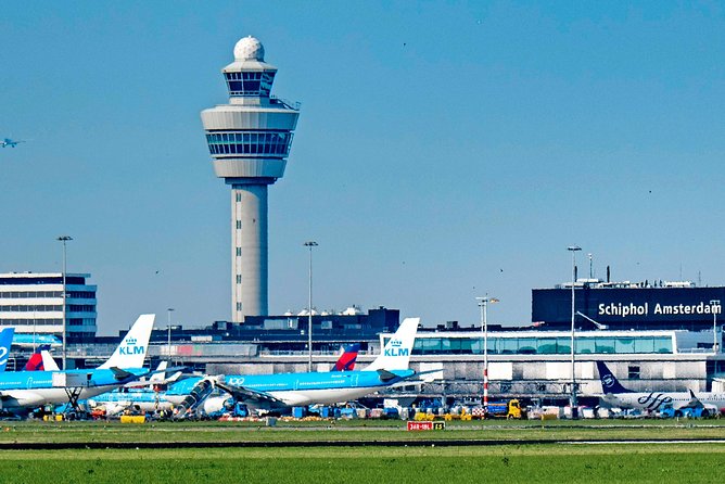 VIP Amsterdam Airport Departure Transfer - Who will appreciate this transfer most