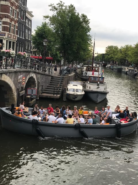 Visit Amsterdam by Boat with a French Guide (french) - The Amstel and Magere Brug