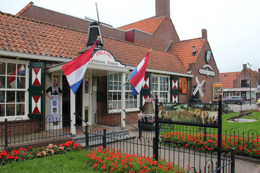 Volendam: Volendams Museum Entry Ticket - Start with Volendam before the postcards
