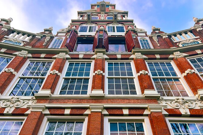 Walking Tour about Golden Age Architecture, private local guide - De Dolphijn and a Link to Rembrandt