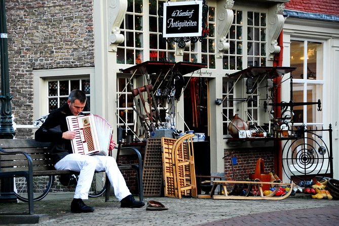 Walking Tour of Delft - The City of Orange and Blue - Starting at the New Church on Markt Square