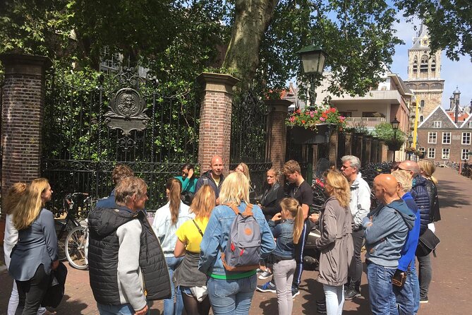 Walking Tour of Delft - The City of Orange and Blue - Following Johannes Vermeer through Delft