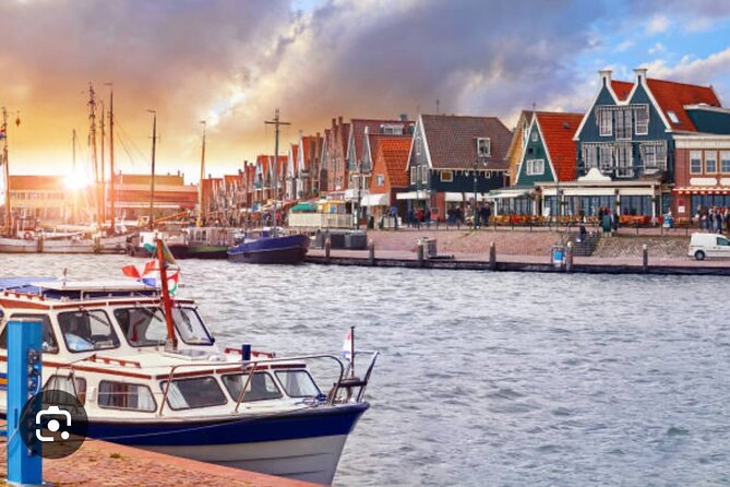 Windmills Country side tour Zaanse Schans-Cheesefactory-Volendam - Jacobs Hoeve cheese farm: the most hands-on stop