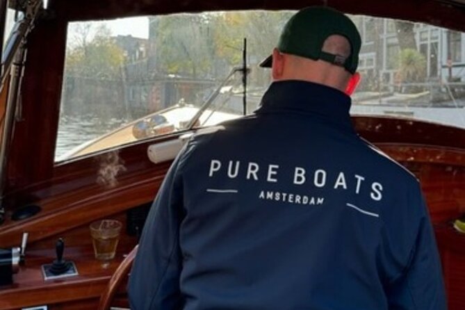 Winter Canal Cruise in Amsterdam - Dutch snacks, mulled wine, and the self-service bar
