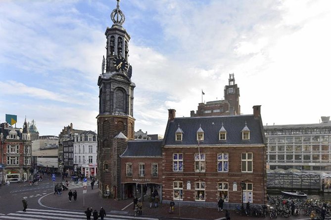 Workshop 'Paint your own Delft Blue Tile!' - The kiln wait is part of the experience