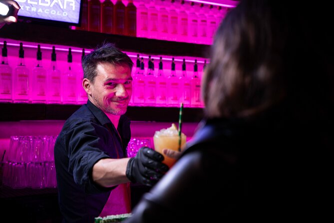 Xtracold Icebar Amsterdam, 3 Drinks Included - Small details that make the visit easier