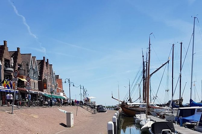Zaanse Schans and Volendam Private Tour – Clogs, Cheese and More - Jacobs Hoeve, Jersey cows, and Henri Willig cheese