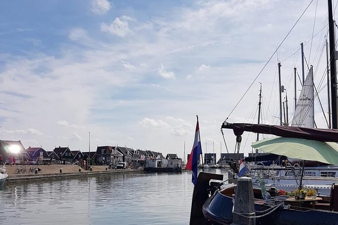 Zaanse Schans and Volendam Private Tour – Clogs, Cheese and More - Volendam, the old fishing village by the water