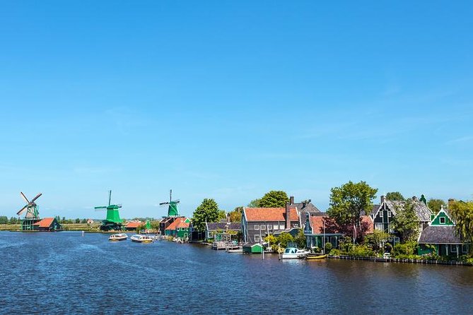 Zaanse Schans, Edam, Volendam and Marken Tour - Large-group logistics and comfort