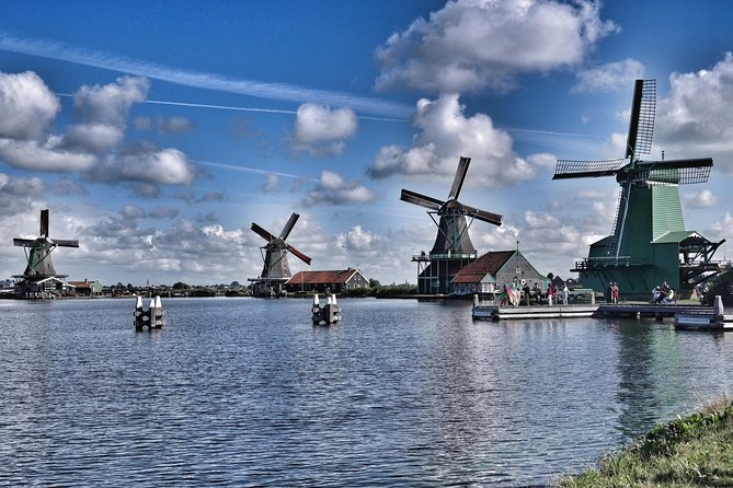 Zaanse Schans, Volendam & Edam: Private tour (Max 3 per) - Why this half-day tour works from Amsterdam