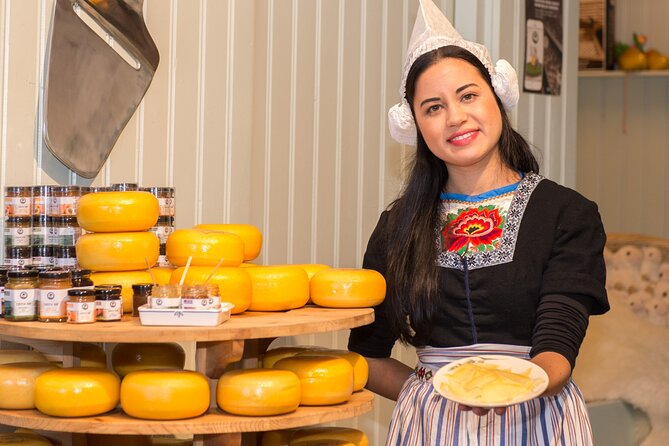 Zaanse Schans Windmills, Cheese and Volendam Tour from Amsterdam - Why this half-day tour works beyond central Amsterdam
