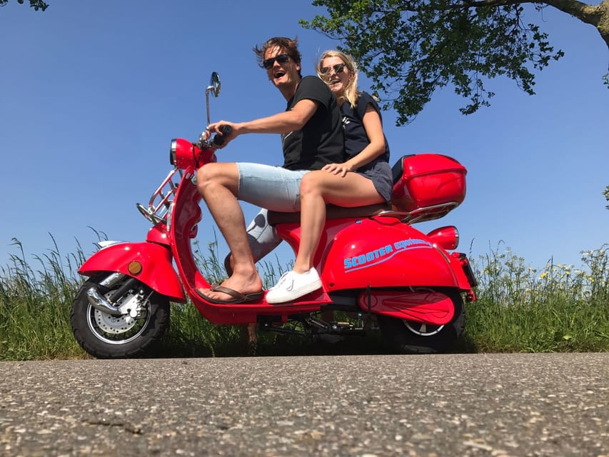 Zaanse Schans: Windmills, Clogs & Cheese by Electric Scooter - Arriving at Zaanse Schans