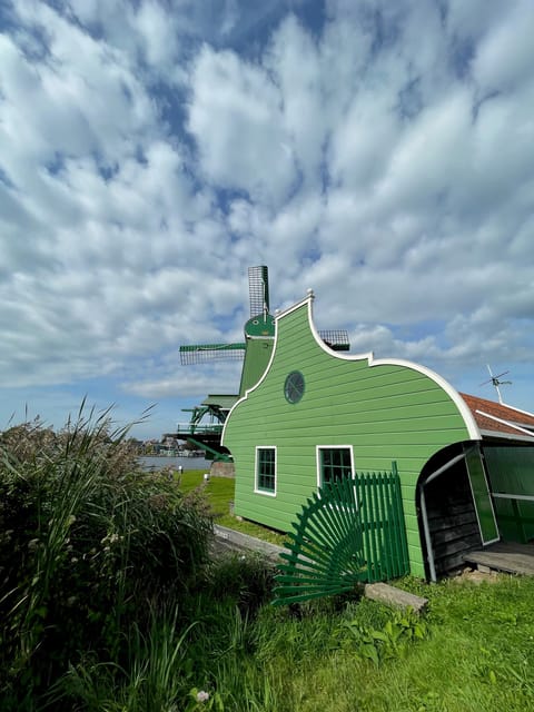 Zaanse Schans: Windmills, Clogs & Cheese by Electric Scooter - How to use your free time well