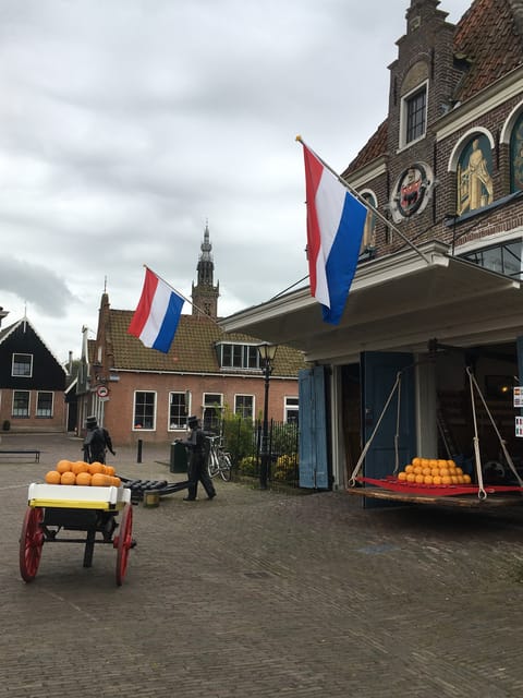 Zaanse Schans: Windmills, Clogs & Cheese by Electric Scooter - Weather, clothing, and comfort
