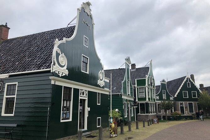 Zaanse Schans Windmills, Countyside & Fishing Villages - Why Zaanse Schans makes a strong first stop